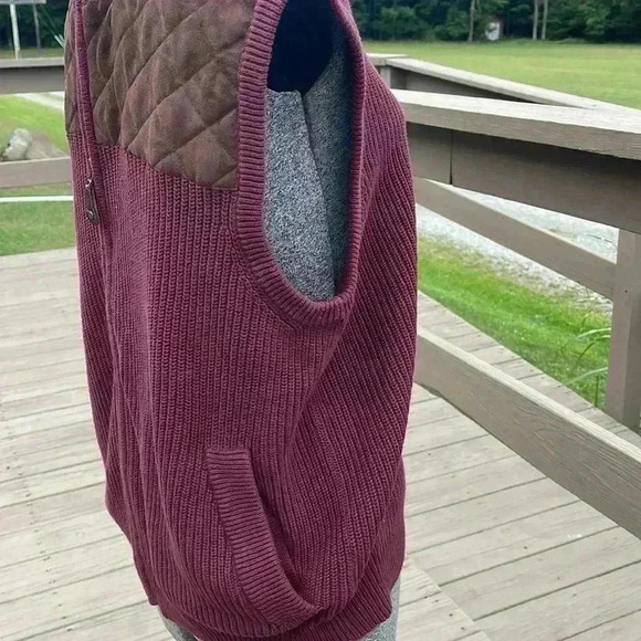 Cabela’s men’s extra large zip up vest. - Picture 2 of 7